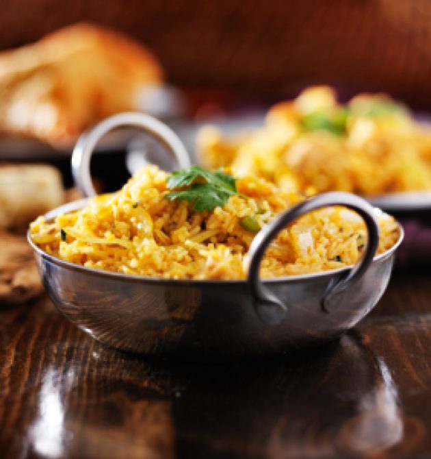 indian-chicken-biryana-in-balti-dish-with-naan-and-2025-04-01-01-31-01-utc (1)